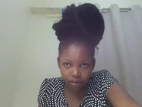 queen-sasha online show from November 15, 4:44 pm