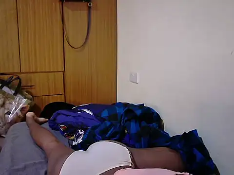 Snapshot of queen-sasha chatting on September 9, 6:23 am queen-sasha online show from September 9, 6:23 am