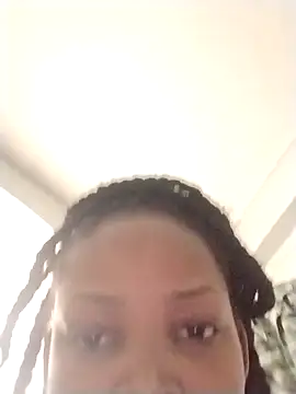 queen-sasha online show from November 9, 9:02 am