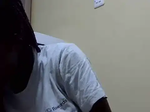 Snapshot of Seeexxxy-bree chatting on February 24, 5:22 am Seeexxxy-bree online show from February 24, 5:22 am