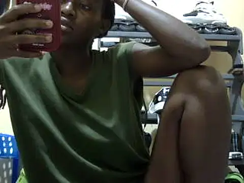 Snapshot of Seeexxxy-bree chatting on January 29, 12:24 pm Seeexxxy-bree online show from January 29, 12:24 pm