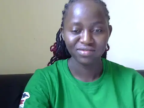 Seeexxxy-bree online show from December 4, 8:35 am