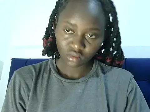 Seeexxxy-bree online show from March 13, 5:45 am