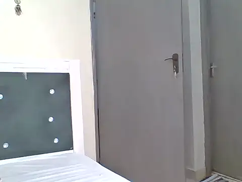 kiki788 online show from April 5, 7:09 pm