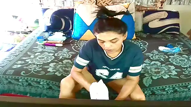 Indian Blaze00 online show from November 4, 6:39 am