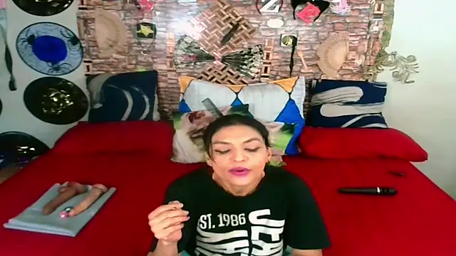 Snapshot of Indian_Blaze00 chatting on October 4, 10:55 pm Indian Blaze00 online show from October 4, 10:55 pm