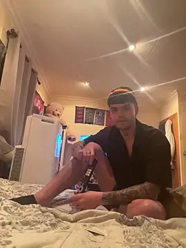 Snapshot of Darylpollalarga chatting on December 21, 1:52 am Darylpollalarga online show from December 21, 1:52 am