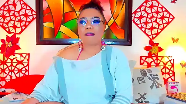 SQUIRTBRUNETE online show from December 14, 12:06 am