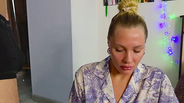 Hotel  California online show from January 10, 9:48 am