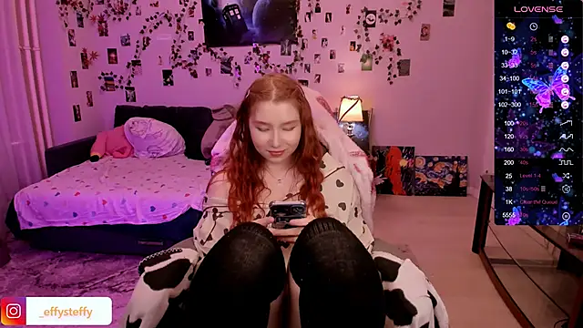 CallMeEffy1 online show from March 22, 7:04 am