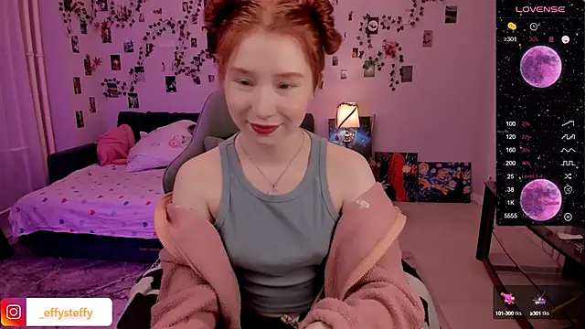 CallMeEffy1 online show from March 14, 9:00 pm