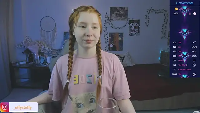 Snapshot of CallMeEffy1 chatting on November 29, 9:04 pm CallMeEffy1 online show from November 29, 9:04 pm