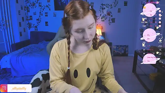 Snapshot of CallMeEffy1 chatting on October 25, 8:09 pm CallMeEffy1 online show from October 25, 8:09 pm