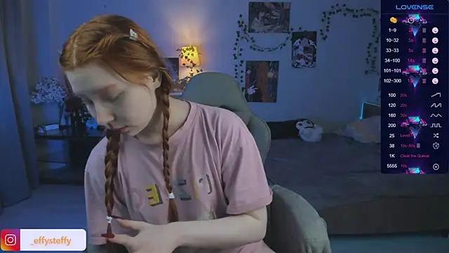 Snapshot of CallMeEffy1 chatting on November 9, 6:12 pm CallMeEffy1 online show from November 9, 6:12 pm