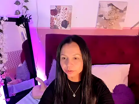 candysmitxxx online show from June 2, 7:03 pm