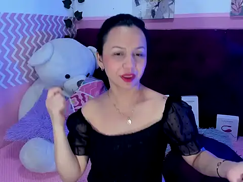 Snapshot of candysmitxxx chatting on September 15, 3:18 am candysmitxxx online show from September 15, 3:18 am