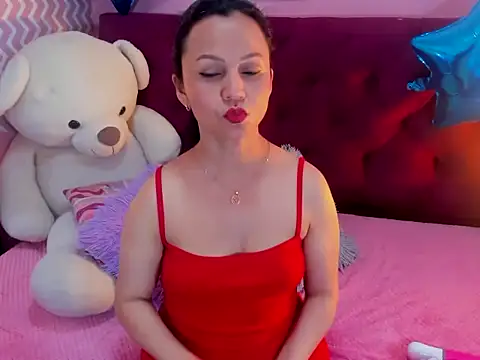 Snapshot of candysmitxxx chatting on September 29, 2:51 am candysmitxxx online show from September 29, 2:51 am