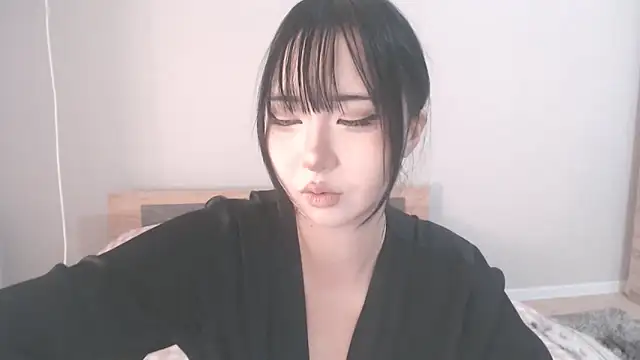 Snapshot of your_angela chatting on October 30, 6:44 am your angela online show from October 30, 6:44 am