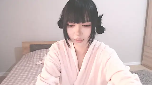 Snapshot of your_angela chatting on November 3, 5:56 am your angela online show from November 3, 5:56 am