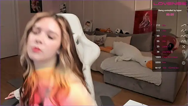 Frau Lina online show from March 3, 3:30 pm