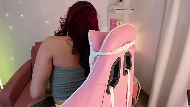 veronicaxx69 online show from July 4, 4:30 am