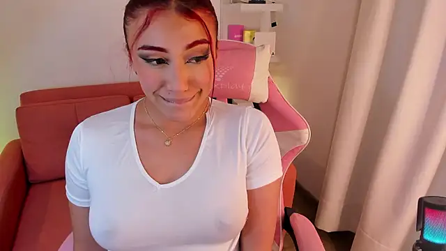 veronicaxx69 online show from February 3, 2:00 am