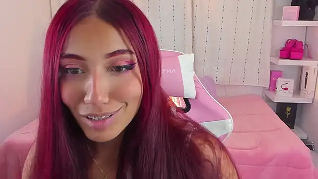 veronicaxx69 online show from September 24, 2:07 am