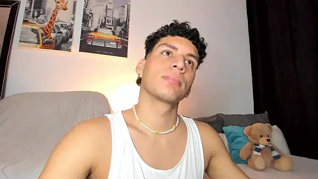 Snapshot of Curlblue chatting on March 17, 11:00 am Curlblue online show from March 17, 11:00 am