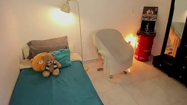 Curlblue online show from February 10, 8:57 am