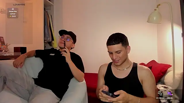 Curlblue online show from March 13, 4:06 am