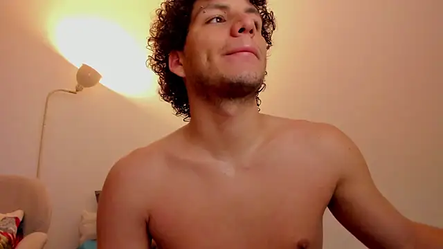 Snapshot of Curlblue chatting on November 16, 5:01 am Curlblue online show from November 16, 5:01 am