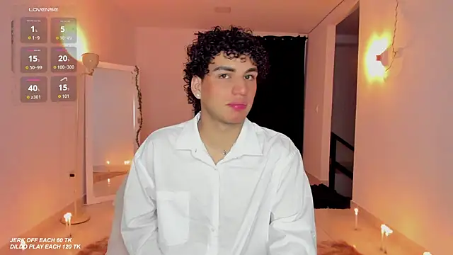 Snapshot of Curlblue chatting on October 30, 3:27 am Curlblue online show from October 30, 3:27 am