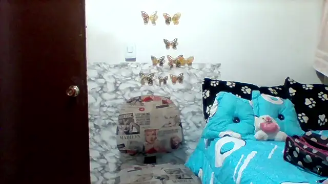 Snapshot of Alisson_brand chatting on January 10, 4:24 pm Alisson brand online show from January 10, 4:24 pm