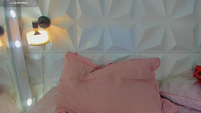 cute latinaxxx online show from June 2, 1:38 am