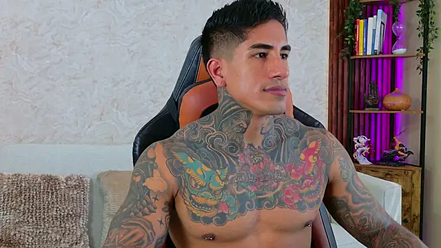 AdanReilly online show from January 10, 3:29 pm