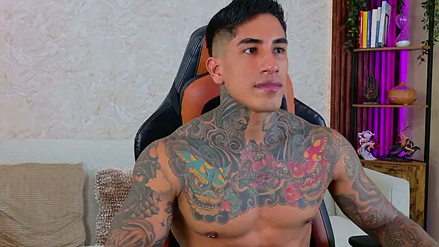 AdanReilly online show from January 16, 10:25 pm