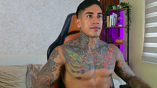 AdanReilly online show from September 20, 2:22 pm