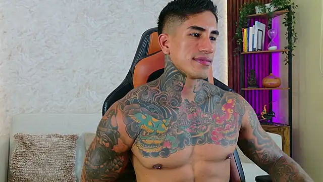 AdanReilly online show from October 25, 2:50 pm