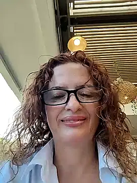 Snapshot of CioniWeiss chatting on September 19, 8:57 pm CioniWeiss online show from September 19, 8:57 pm