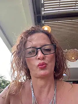 CioniWeiss online show from November 11, 9:20 pm