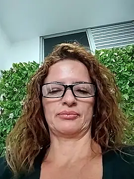 Snapshot of CioniWeiss chatting on September 15, 9:26 pm CioniWeiss online show from September 15, 9:26 pm