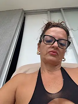 CioniWeiss online show from May 21, 10:07 pm