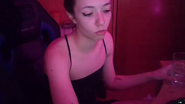Snapshot of Lia_Y_PatrickX chatting on February 10, 10:30 pm Lia Y PatrickX online show from February 10, 10:30 pm