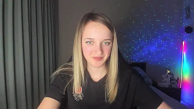 Snapshot of RouseReed chatting on March 11, 4:29 pm RouseReed online show from March 11, 4:29 pm