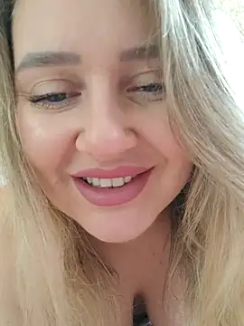 LadyLolyPop  online show from September 27, 2:39 am