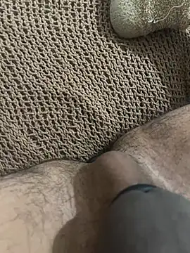 iwantfuckbby online show from February 24, 10:59 am