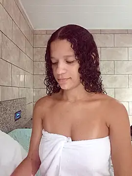 By Aninha online show from April 22, 6:25 pm