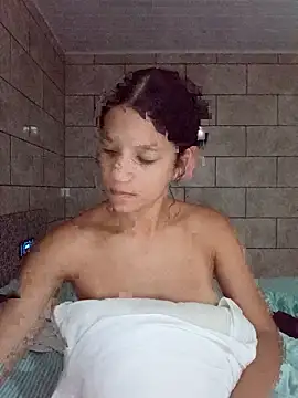 Snapshot of By_Aninha chatting on February 17, 7:38 am By Aninha online show from February 17, 7:38 am