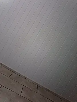 Snapshot of By_Aninha chatting on February 18, 9:06 am By Aninha online show from February 18, 9:06 am