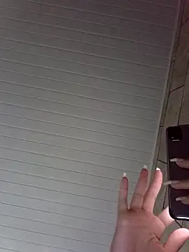 Snapshot of By_Aninha chatting on January 19, 2:26 am By Aninha online show from January 19, 2:26 am